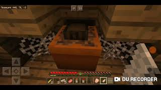 я саспавнился в острове и я случайно нашёл старый пиратский корабль 100 троллинг в майнкрафте screenshot 3