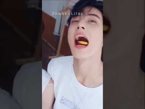 Cha eun woo eating 🍜 #chaeunwoo #차은우 #은수 #enwoo #eating #asmr #food #넷플릭스 #netflix #shortsfeed