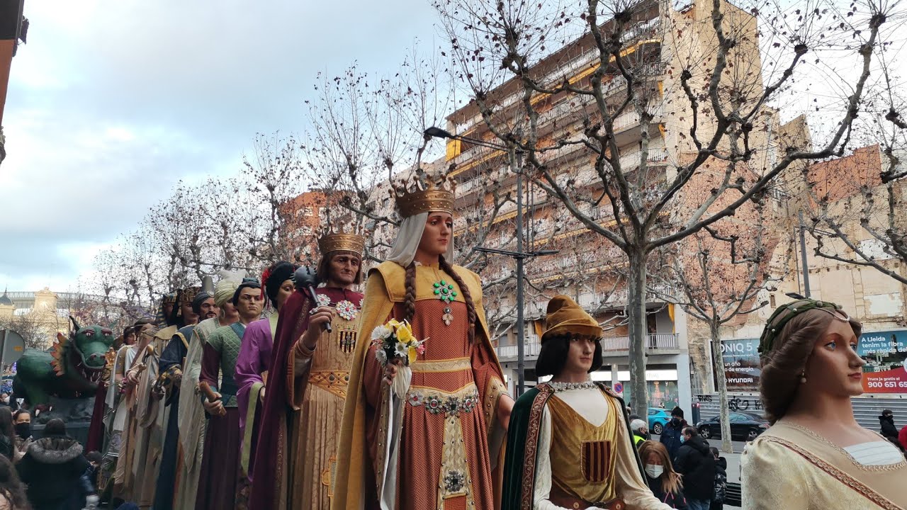 Els gegants de Lleida, Lo Marraco, i els capgrossos a la cavalcada dels Reis Mags d'Orient 2022