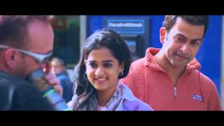 Vignette de la vidéo "Kannadi Vaathil London Bridge Movie Video Song HD"