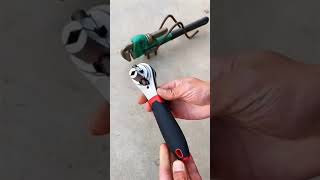 Adjustable Ratchet Wrench