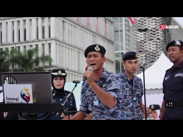 Terbeliak Biji Mata bila Abang tentera nyanyi Lagu Malaysia Faizal Tahir class=