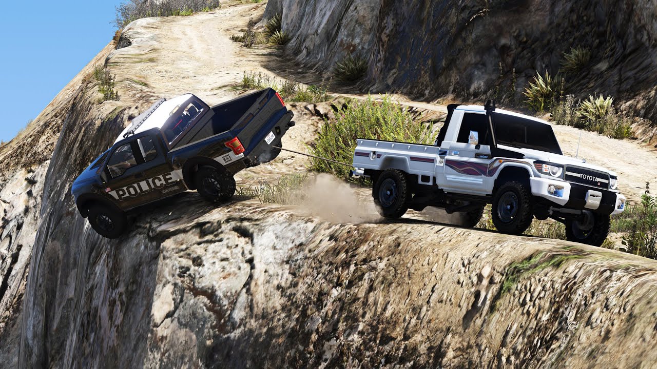 شرطي يقهر راعي الشاص ويحجز الشاص ظلماً ولكنه يتعرض لموقف صعب ولا يجد من يفزعله | فلم قراند 5