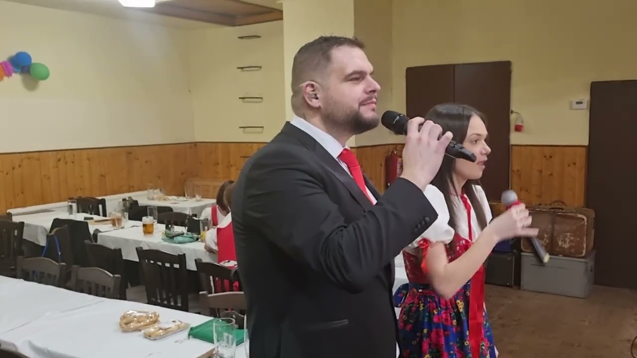 Dechová hudba HORALKA - mazurka Mamince k svátku - Babský bál, Masopust v Postřekově