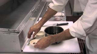How to Make a Fig Reduction From Dried Figs : Fig Recipes