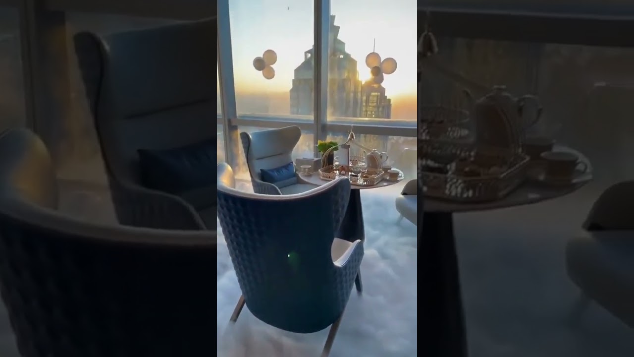 Breakfast in the sky at La Terrazza, Rome 🌥☕