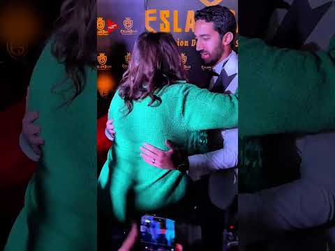 دمــوع الفــ ـرحه زغـروطه الفنانه هاله صدقي للنجمه مي عز الدين و زوجها في حفل للمصمم اسلام سعد 