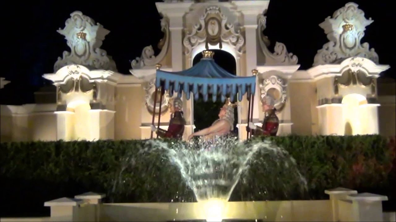 Efteling De Nieuwe Kleren van de Keizer Avond 24 Augustus 2013 YouTube Efteling De Nieuwe Kleren van de Keizer Avond 24 Augustus 2013 YouTube