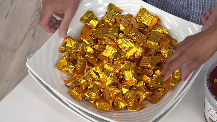 Enstrom's 3.4-lb Almond Toffee Petites in Holiday ...
