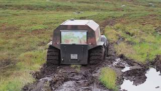 Вездеход Шерп засадили дважды. Russian ATV Sherp stuck down twice in Russian mud in swampy tundra