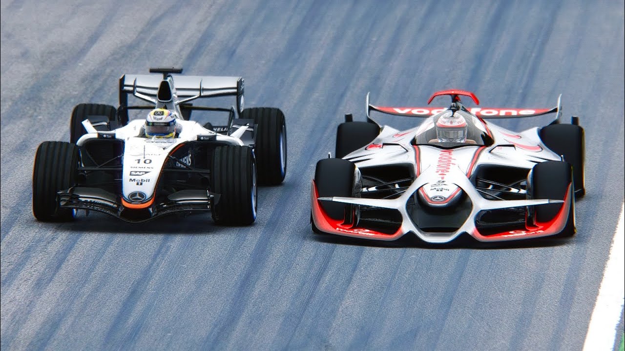 McLaren F1 2005 vs McLaren F1 2025 Concept at Monza GP - YouTube