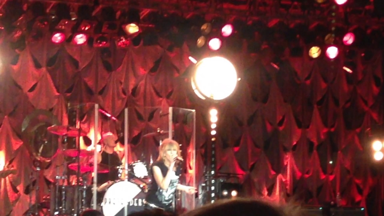 Brass in Pocket The Pretenders Live April 1, 2017 Atlantic City