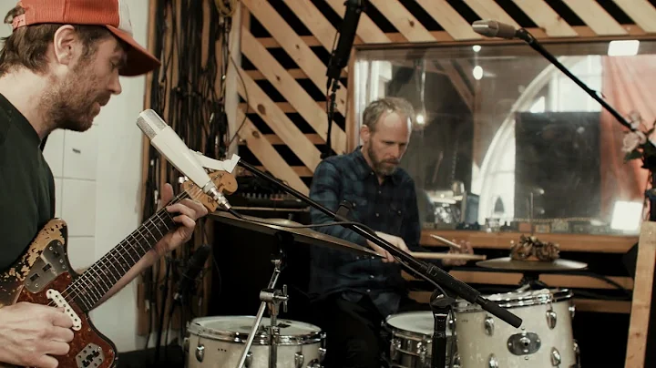 Susan Wolf - 100 Miles Of Pain (Live Session)