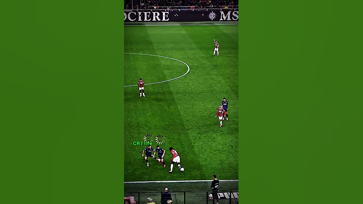 Rafael Leão Humiliates Defender with Crazy Skill!  #Shorts  #acmilan #football #youtubeshorts