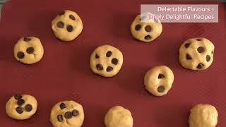 Melt in you mouth chocolate chip cookies | Delectable Flavours - Simply Delightful Recipes