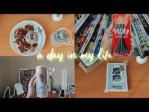 a day in my life | weekend routine anak kost (new book, trying BTS coffee, satnight movie) Indonesia