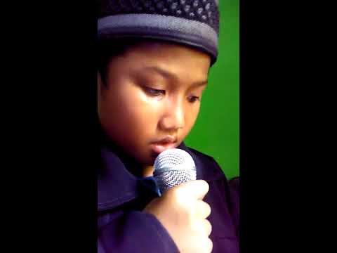 Bikin Sedih !!! Anak SD In Baca Puisi IBU Karya Mustofa Bisri 2017