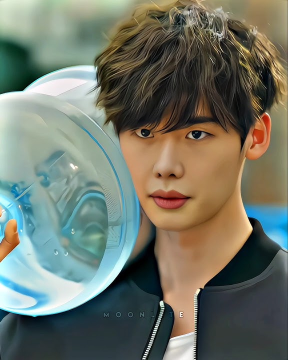 A Simple Water Seller Became A Great Doctor 😍💞 Doctor Stranger #shorts #kdrama #leejongsuk