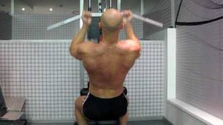 Спина: Тяга узким обратным хватом. Упражнение для развития широчайших мышц спины.(Тренировка широчайших мышц спины. Упражнение для низа широчайших мышц. Техника выполнения + ещё дополнител..., 2010-06-11T21:06:49.000Z)