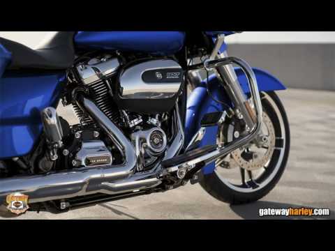 2017-harley-davidson-road-glide-special-milwaukee-eight-engine