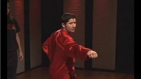 Kung Fu : Tan Tui Right Sleeve Block Reverse Punch