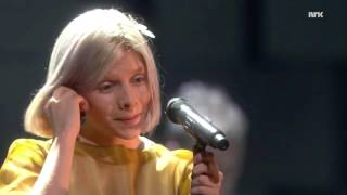 Video voorbeeld van "Aurora at The Nobel Peace Price Concert 2015"