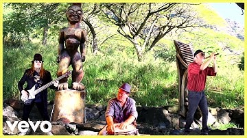 Yvalain, Juha Hintikka - Jungle Walk (feat. Remco Heemskerk) (Official Music Video)