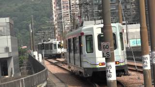 【*人生交叉點】港鐵 LRT Comeng列車 (1011) 不載客駛經屯門站二台 (往杯渡方向)
