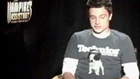 Josh Hutcherson answers your questions Video by Josh MySpace Video