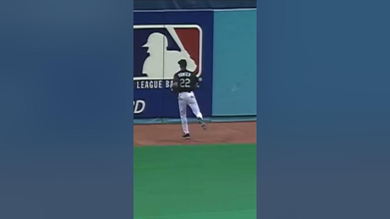 On this day in 1999, the Mariners win on their last game at the Kingdome baseball sport 