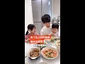 弟弟:爸爸是个女儿奴没错了! @快手亲子(O1815060263) ##带娃出趣耍 #爸爸带娃 #花式带娃看快手