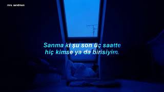 Nil Karaibrahimgil - Yaş 18 (Lyrics) Resimi