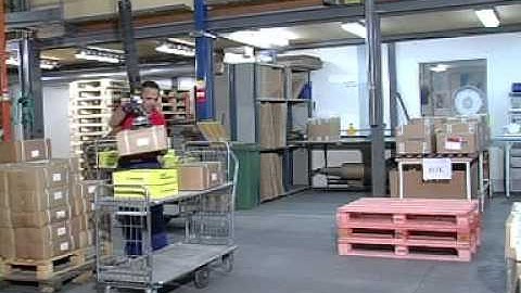 Vacuum Lifter VacuCobra a Logistics Lifter from TAWI