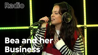 Bea and her Business - ‘Wow’ & ‘Born To Be Alive’ Live @ 3FM (VoorAan) Resimi