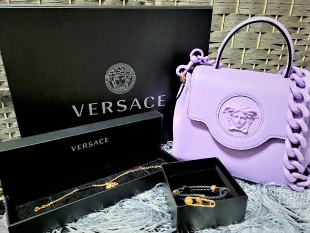Oh so nice! Versace's new La Medusa handbag collection and its ad campaign  - Luxebook