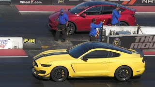 Tesla Vs Ford Shelby - Drag Racing