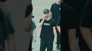 王一博 wangyibo หวังอี้ป๋อ หวังอี้ป๋อ王一博wangyibo