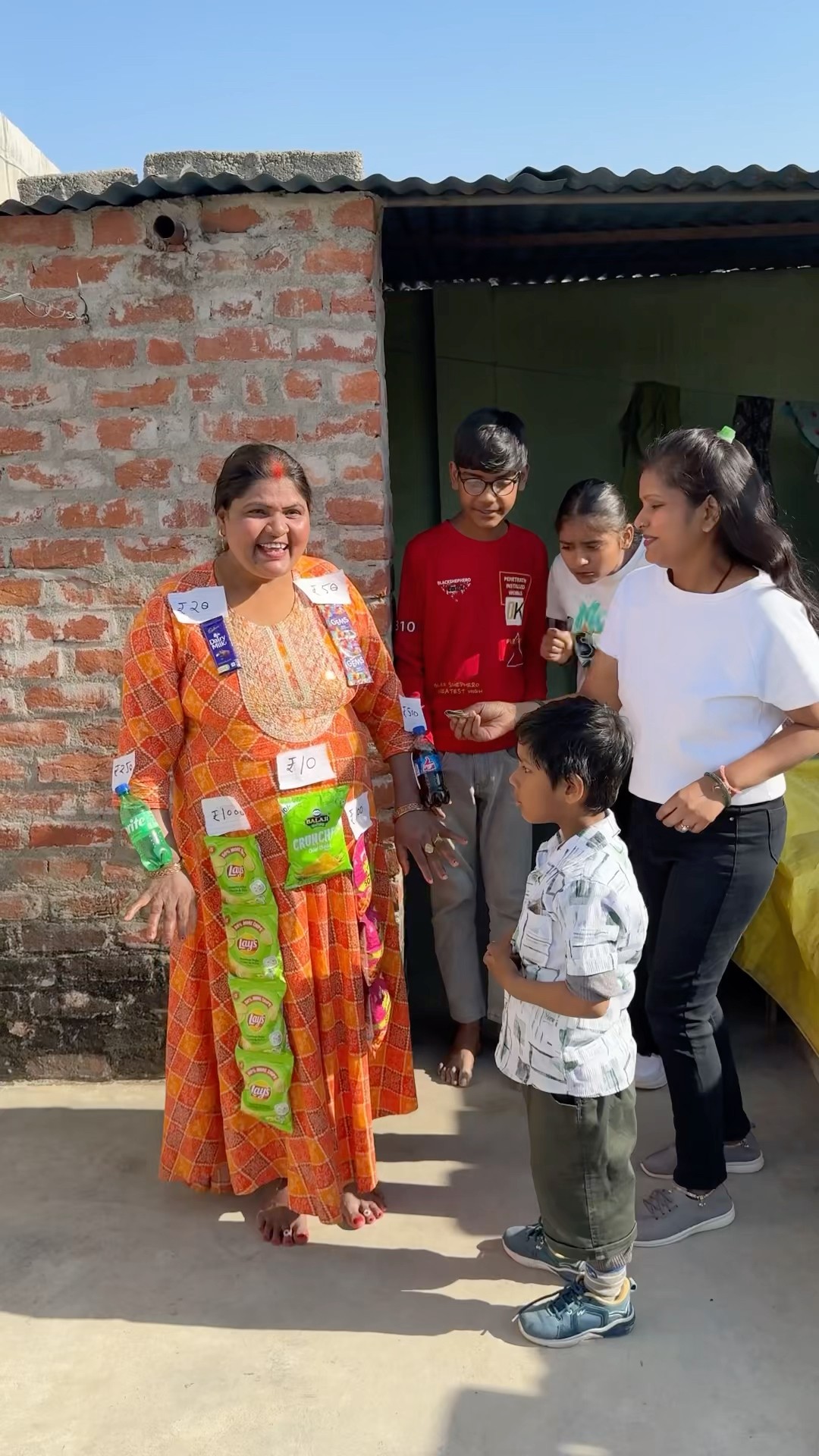 Dadi shop ban gayi ?? #shorts #funny #comedy #ytshorts #funnyvideo #comedyshorts