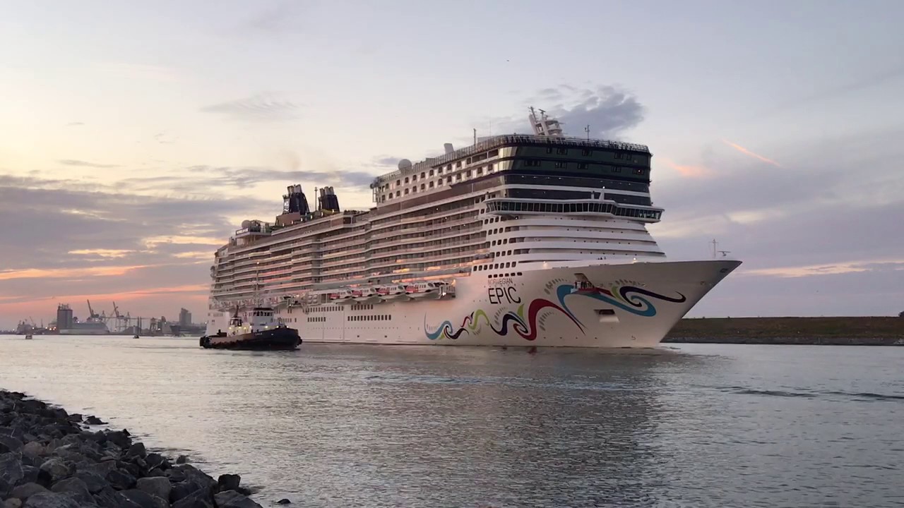 norwegian cruise ships out of port canaveral