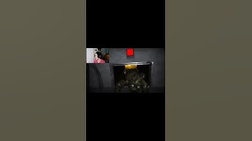 OH MY GOD THERE GOES HIS HEAD ! 😱 #fnaf #shorts #reaction #theglitchedattraction #funny  #springtrap