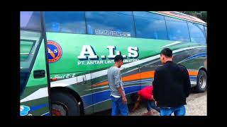Lagu nostalgia, Dibatas kota ini, vs bus ALS,,,,,