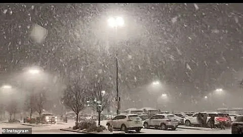 A Look at Some of the Thundersnow From Buffalo, New York - Sports4CLE, 11/18/22