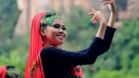 Abdil Muqaddis - Nasib Pengamen  (Official Video)