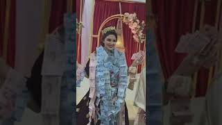 عروسة تونسية ردمها راجلها بالفلوس