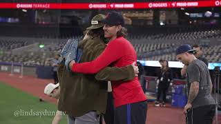 William Nylander X Vladdy - Leafs Take Over Blue Jays Batting Practice