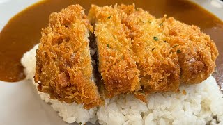 Nihachi Kare And Katsu: ร้านข้าวแกงกะหรี่ญี่ปุ่นสไตล์มินิมอล ย่านอารีย์