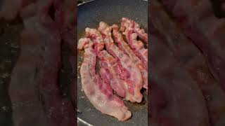 Settle a debate: Bacon should be Crispy or soft!? screenshot 2