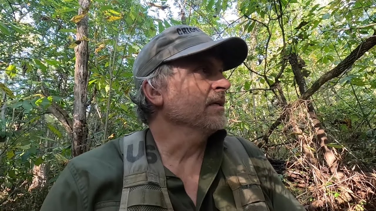 Metal Detecting Old 1700s Homesite In The Woods - YouTube