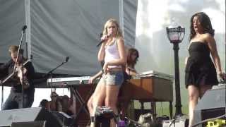 Laura Bell Bundy - Giddy On Up (Live CMA Fest 2012)