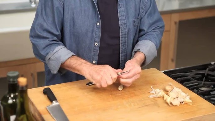 Knife Skills - How to hold a Knife - KendellKreations